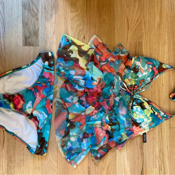 Y2K Halter Top - Picture 5 of 9